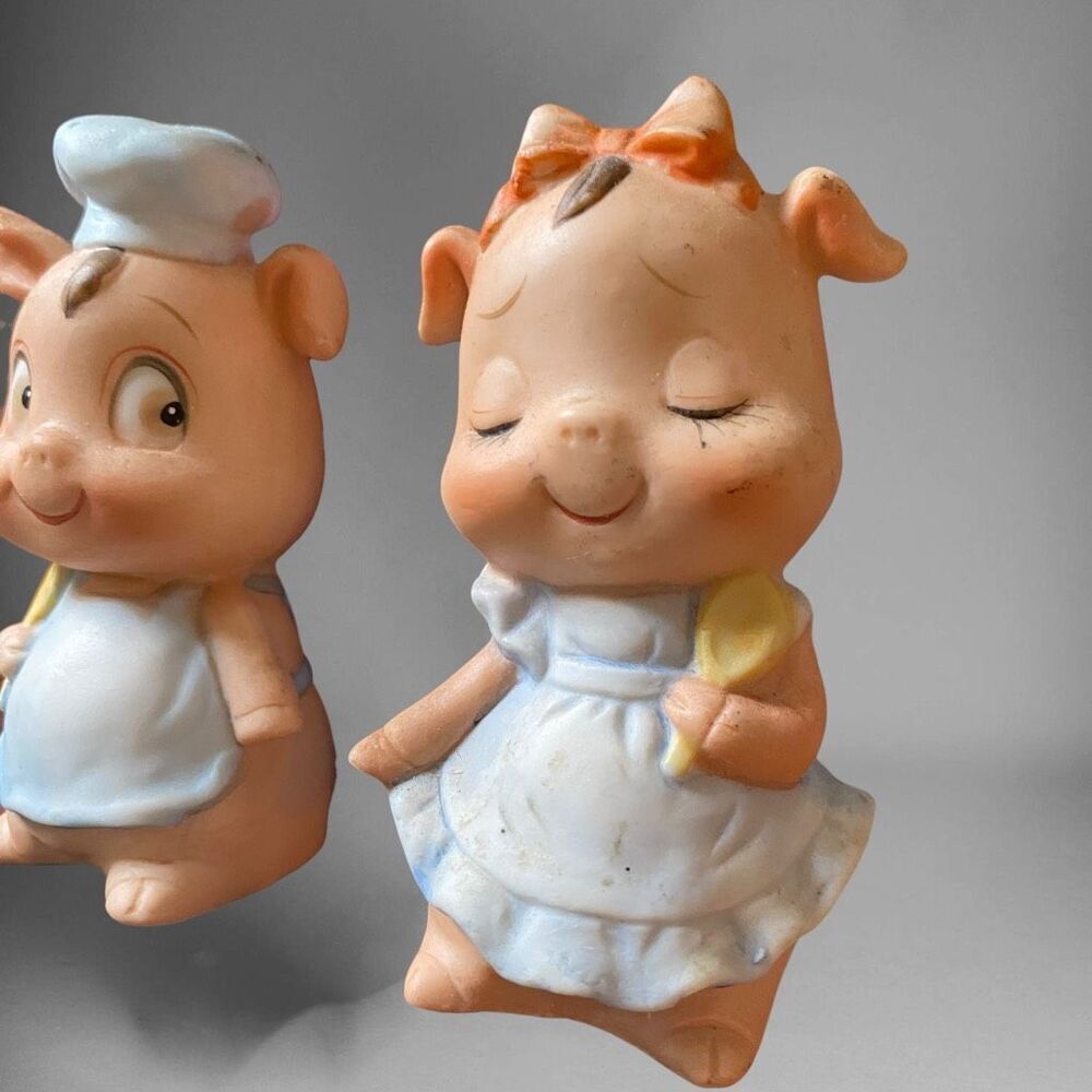 Vintage Pig Boy and Girl Salt and Pepper Shakers - Picture 2 of 10